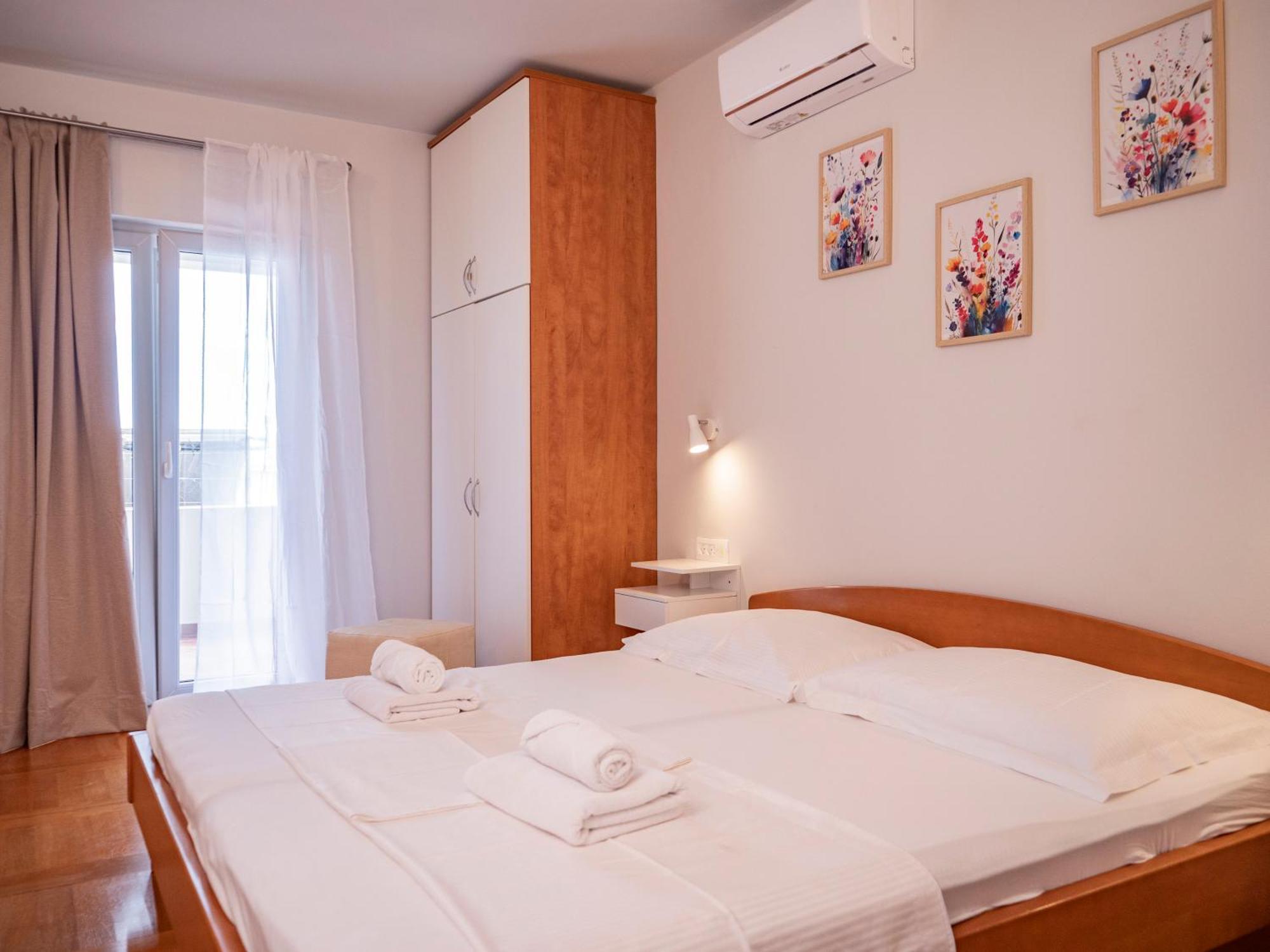 Apartment Jelka- Center Of Χβαρ Εξωτερικό φωτογραφία